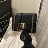 Bolso Pequeño con Patrón de Piedra 2026 Nuevo Modelo Bolso para Mujer Verano Moderno Hebilla de Cierre Bolso Cruzado con Cadena Bolso Cuadrado Pequeño de Hombro de Moda
