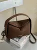 Nuevo bolso de hombro para mujer de otoño e invierno, estilo coreano, moda de alta gama, bolso versátil vintage para el día a día, bolso de mano mate, bolso cruzado para mujer