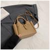 Bolso de Mano Estilo Fresco Primavera y Verano Bolso Cubo para Mujer 2026 Modelo Nuevo Bolso de Hombro de Gama Alta Bolso Cruzado Versátil