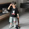 Mono de Verano Súper Gato para Niños 2026 Nuevo Estilo Coreano Conjunto Fresco de Dos Piezas con Mangas Cortas Ropa de Verano para Bebés