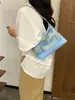 Bolsa Transversal de Ombro Único Estilo Novo Verão 2026 para Mulheres, Bolsa de Axila de Nicho de Alto Padrão com Corrente, Bolsa Feminina Vintage para o Dia a Dia Atacado