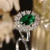 Diseño de Lujo Anillo Redondo Forma de Gota de Agua Plata de Ley S925 Esmeralda Rojo Sangre de Paloma Estilo Celebridad Femenina Anillo de Joyería para la Mano Anillo