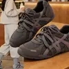 Primavera 2026 Nuevo Nicho Retro Morado Tejido de Red Transpirable Zapatos Deportivos para Mujer Entrenamiento Alemán Planos Blancos Casuales para Mujer