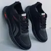 Zapatos de Hombre Primavera Nuevos Estilo Coreano Zapatillas para Correr Ligeros Transpirables Suela Blanda Zapatos Deportivos Comercio Exterior Transfronterizo 2026 Nuevas Llegadas