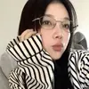 Gafas Pequeñas Ovaladas Estilo Ojo de Gato Lisas de Metal Plateado Retro para Caras Pequeñas, Estilo Coreano, Adecuadas para Miopía Alta, Elegantes para Mujeres