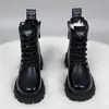 Botas Nuevas de Suela Gruesa Antideslizantes de Tacón Grueso para Mujer Otoño e Invierno 2025 Cálidas Botas de Nieve Forradas de Felpa Acolchadas Botas Grandes de Algodón