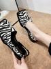 Sandálias Fechadas Estilo Fada para Mulheres, Novidade de Verão 2026 Personalidade de Nicho Sapatos Romanos Quadrados de Salto Baixo para Combinar com Saias