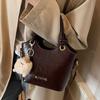 Nova Bolsa Saco Simples de Grande Capacidade para o Outono e Inverno Bolsa Feminina 2025 Nova Bolsa Tote Versátil para Ombro e Transversal