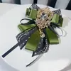 Europeu e Americano Transfronteiriço Retrô Azul Bordado Pesado Strass Borboleta Presente de Casamento Gravata Borboleta Homens e Mulheres Renda Fita Fluida Broche Acessórios