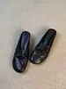 Meias chinelo altura interna sapatos simples sola macia sapatos mule femininos preguiçosos franceses 2026 sandálias de bico fechado novo slip-on