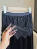 Nueva falda de terciopelo con empalme de encaje para mujer, falda de otoño de cintura alta, corte ajustado, longitud media con abertura trasera, falda bodycon de corte recto