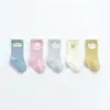 19 Novedad Otoño e Invierno Hilo de Terciopelo de Visón Calcetines Gruesos para Recién Nacidos Calcetines para Bebé de Media Pantorrilla Calcetines de Bebé con Dibujos Calcetines de Tubo Largo 0-1-3 Años