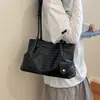 Bolso de mano tejido de gran capacidad estilo coreano, moda versátil de verano 2026, diseño de nicho, bolso de hombro elegante