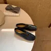Elegantes e versáteis sapatos Mary Jane pretos para mulheres, sapatos casuais baixos para primavera e outono de 2026, sapatilhas retro slip-on