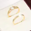 Transfronterizo, deslumbrante, diseño de piedra grande, moderno, lujo ligero, estilo minimalista, anillos de pareja de alta gama, directo del fabricante