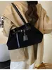 Otoño/Invierno 2026 Bolso de Hombro Grande de Gamuza Retro Simple de Moda Bolso Tote de Gran Capacidad Casual para Viajes Diarios para Mujer