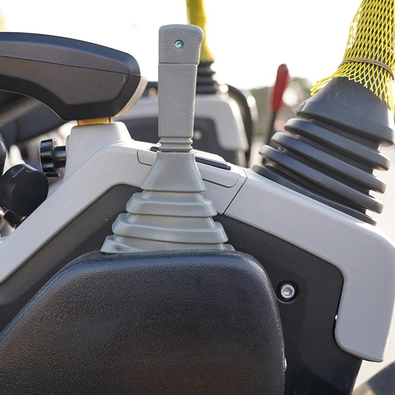 微型挖土机EZ-C22