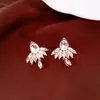 Pendientes de Plata Chapada en Oro Real de 18k con Aguja de Plata Circonia Flor Gota de Agua Pendientes de Botón Lujo Ligero Sensación de Alta Gama Pendiente de Diseño Nicho Accesorios para Mujeres
