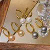 Pendientes de Botón de Perla Redonda Francesa Lujo Ligero Moda de Alta Gama Pendientes Exquisitos para el Viaje Diario Accesorios de Pendientes Versátiles para Mujeres