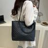 Bolsa de Ombro Feminina Estampada Retrô da Moda Transfronteiriça 2025 Nova Deslocamento Versátil Grande Capacidade Bolsa Tote