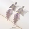 Brincos de Corrente Longa com Garras Exageradas Elegantes de Prata S925 com Strass para Mulheres Brincos com Franjas de Diamante Colorido Europeus e Americanos Brincos da Moda