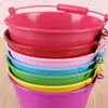 Juguetes de Playa para Niños: Cubo pequeño de hierro, Pala de hierro, Pala puntiaguda, Pala plana, Rastrillo pequeño de hierro para jardinería, Juego de tres piezas, Herramienta para cavar en arena y buscar en la playa