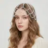 Gorro de Pelo Estilo Julieta Multicolor Retro Europeo y Americano con Cadena de Malla de Cristal Hecha a Mano, Tocado Hueco con Perlas para Vestido de Novia