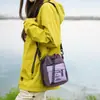 Bolsa tiracolo color block para uso externo para homens e mulheres, fecho de cordão, bolsa de ombro única para o dia a dia, bolsa tipo balde para viagem e caminhada, bolsa portátil para celular