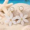 Brincos Florais de Acrílico Estilo Férias de Primavera e Verão Transfronteiriços Brincos de Pétalas Ins Acessórios para Férias na Ilha Atacado