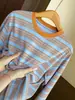 2026 Otoño Colorido Bloque de Color Rayas Retro Manga Larga Camiseta Holgada Adelgazante Top Capa Base para Mujer Otoño Invierno Nuevo Estilo