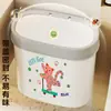 Papelera de baño de nuevo estilo para uso doméstico, adecuada para inodoros y salas de estar, con un diseño elegante y un alto atractivo estético, perfecta para colocar al lado del inodoro
