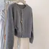 Chaqueta cárdigan de punto de manga larga elegante y versátil de estilo coreano para otoño e invierno al por mayor para mujer para usar como capa exterior