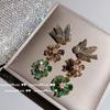 Aretes de Flores Aguamarina Pintura al Óleo Vintage Chapados en Oro de 18K Industria Pesada Pétalo de Zircón Morado Diamante Completo Aretes de Pájaro