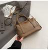 Bolsa de Mão para Comutador de Comércio Exterior Bolsa Almofada para Mulheres 2026 Inverno Nova Moda Retrô Casual Bolsa de Ombro Bolsa Feminina de Alto Padrão