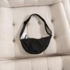 Estilo Japonés Otoño e Invierno 2023 Bolso Pequeño de Nailon Tipo Dumpling Bolso de Hombro para Mujer Bolso de Axila Bolso Bandolera