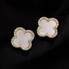 Pendientes de Plata de Ley S999 de Trébol de Cuatro Hojas para Mujer, Amigables con los Oídos, Lujo Ligero, Pendientes Elegantes, Nuevos Pendientes de Alta Gama Populares 2026
