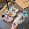 Zapatos para niñas, zapatillas deportivas para niños, nuevo estilo otoño 2026, zapatillas de malla para correr, zapatos Forrest Gump para estudiantes niños