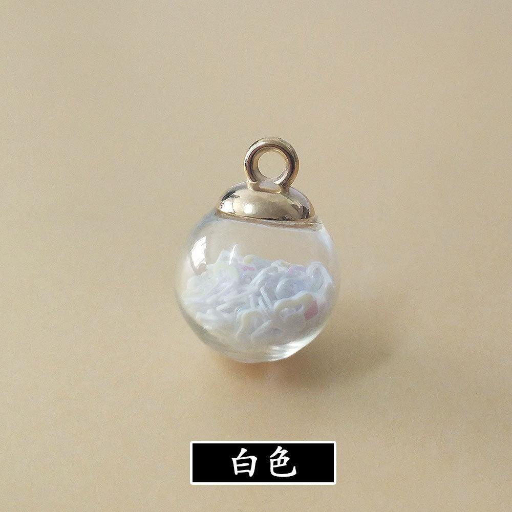 镂空爱心吊坠白色.jpg