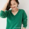 Suéter 100% lana otoño e invierno Nuevo cuello en V para mujer de cachemir tejido suelto jersey para usar debajo estilo coreano versátil suéter 2022