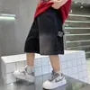 Roupas Infantis Shorts Jeans para Meninos Calças da Moda Tendência para Crianças 2026 Novo Estilo Shorts Infantis de Comprimento no Joelho Estilosos Roupas da Moda para Meninos