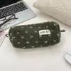 51251 Estuche de Felpa de Invierno con Forma de Corazón Pequeño para Estudiantes, Bolsa de Papelería de Gran Capacidad, Bolsa de Almacenamiento Suave