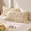 2026 Funda de Almohada de Tejido Waffle 100% Algodón para el Hogar con Encaje Cubierta Interior para Relleno de Almohada Venta al por Mayor