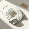 Gomas para el pelo con forma de intestino grueso, encaje multicapa, gomas para el pelo de alta elasticidad, diseñadas específicamente para moños. Suministro al por mayor para puestos de mercado, directo del fabricante