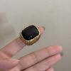 Anillo abierto cuadrado grande de resina para mujer, diseño de nicho de lujo ligero europeo y americano, anillo vintage antiguo de alta calidad.