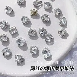白色成品堆钻.jpg