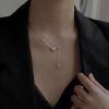Collar Minsheng Camelia para Mujer Lujo Ligero Sentido del Diseño Avanzado Moda Simple Cadena Clavícula Tirar Colgante Micro Diamante