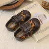 Zapatos Individuales Casuales Bajos de Princesa Brogue para Niñas, Suela Suave 2026, Estilo Nuevo Retro Primavera/Otoño, Versátiles, Versión Coreana