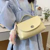 Bolso Retro de Textura de Alta Gama Primavera y Verano 2026 Nuevo Bolso para Mujer Bolso Cruzado Versátil de Moda Bolso Cuadrado Pequeño Súper Popular