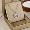 Nova Corrente de Clavícula Feminina em Aço Titânio com Esmalte Cavalo de Troia Joia Moda Luxo Leve Pingente Desenho Animado Fofo