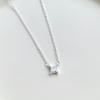 Collar de circonita cuadrada con cuatro rasguños, sencillo y elegante, de plata esterlina S925, para mujer, ligero, de lujo, pequeño libro rojo, collar de cadena de clavícula con diamantes del mismo estilo
